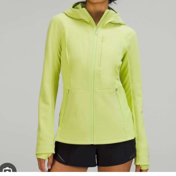 lululemon athletica Jackets & Blazers - NEW Women Lululemon Cross Chill Jacket RepelShell White